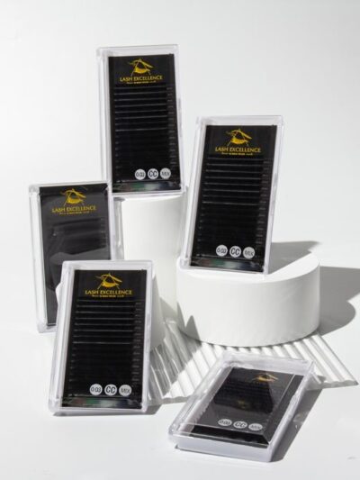 Matte Slick Vegan Lashes display